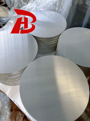 Productieproces fijn aluminium cirkeloppervlak glad spiegel trekprestaties sterk voor niet-stick kookgerei