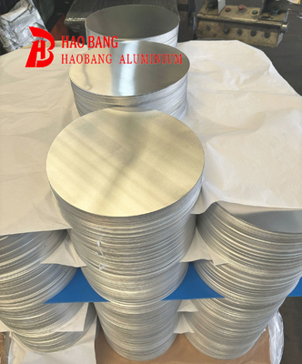 Productieproces fijn aluminium cirkeloppervlak glad spiegel trekvermogen sterk