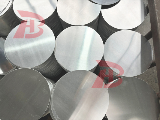Productieproces fijn aluminium cirkeloppervlak glad spiegel trekvermogen sterk