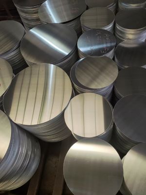 Hoge vlakheid aluminium schijf 1050/3003 legering O H12 Temper CC DC-materiaal Dieptrekken Scheurbestendig Aangepaste diameter voor potten Pannen Industrieel stempelen