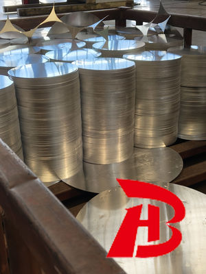 Hoge vlakheid aluminium schijf 1050/3003 legering O H12 Temper CC DC-materiaal Dieptrekken Scheurbestendig Aangepaste diameter voor potten Pannen Industrieel stempelen