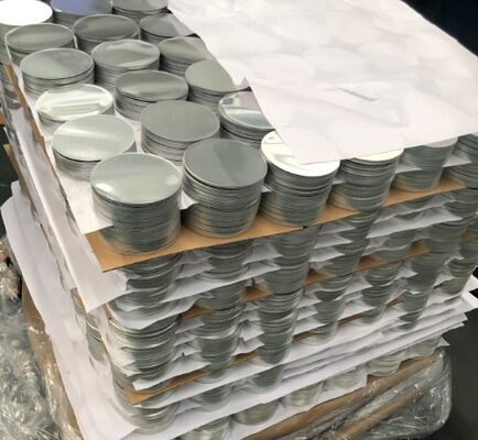 Vervaardiging van containers - Aluminium ronde stukken van 80 tot 1100 mm, dikte van 0,5 tot 6 mm.
