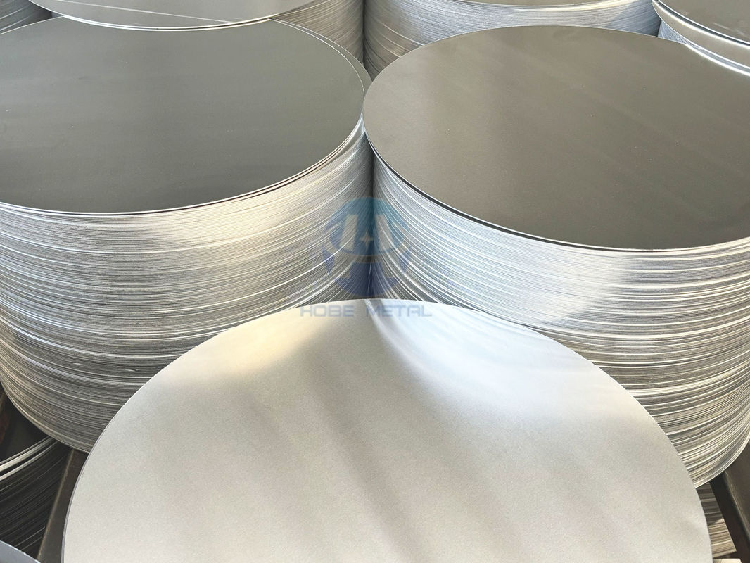 CC DC Grondstof Aluminium Cirkel 1050 1060 3003 Legering O H18 Temper Aangepaste grootte Dieptrekschijf