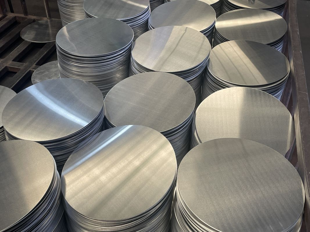 Smooth Surface High Flatness Aluminum Disc 1050 1060 3003 Alloy, 0.3–6mm Thick, Custom Size Aluminum Blank for Lamp Cover & Pots
