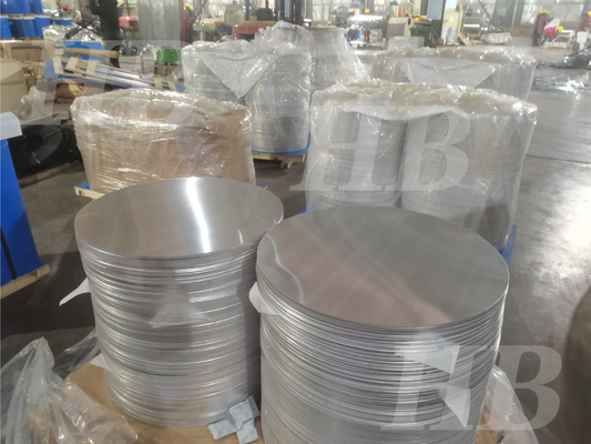 Tienduizend jaar productie-ervaring Fabriek directe levering 0,3-6 mm 80-1600 mm Aluminium cirkelplaat voor kookgerei