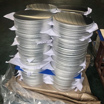 1050 1060 Aluminium cirkel CC DC Materiaal O H12 Temperatuur Diep trekkraakbestendige schijf voor kookpotten en pannen